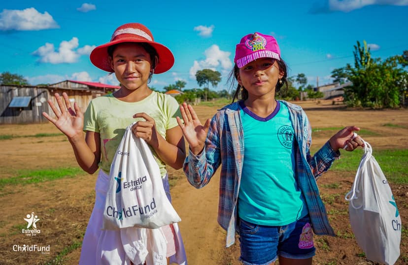 Personas trabajando juntas